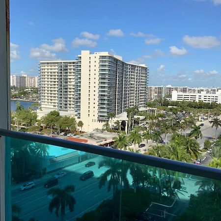 Cozy Ocean View Apartment By Miami Te Espera - Hallandale 11E Hollywood Exterior foto