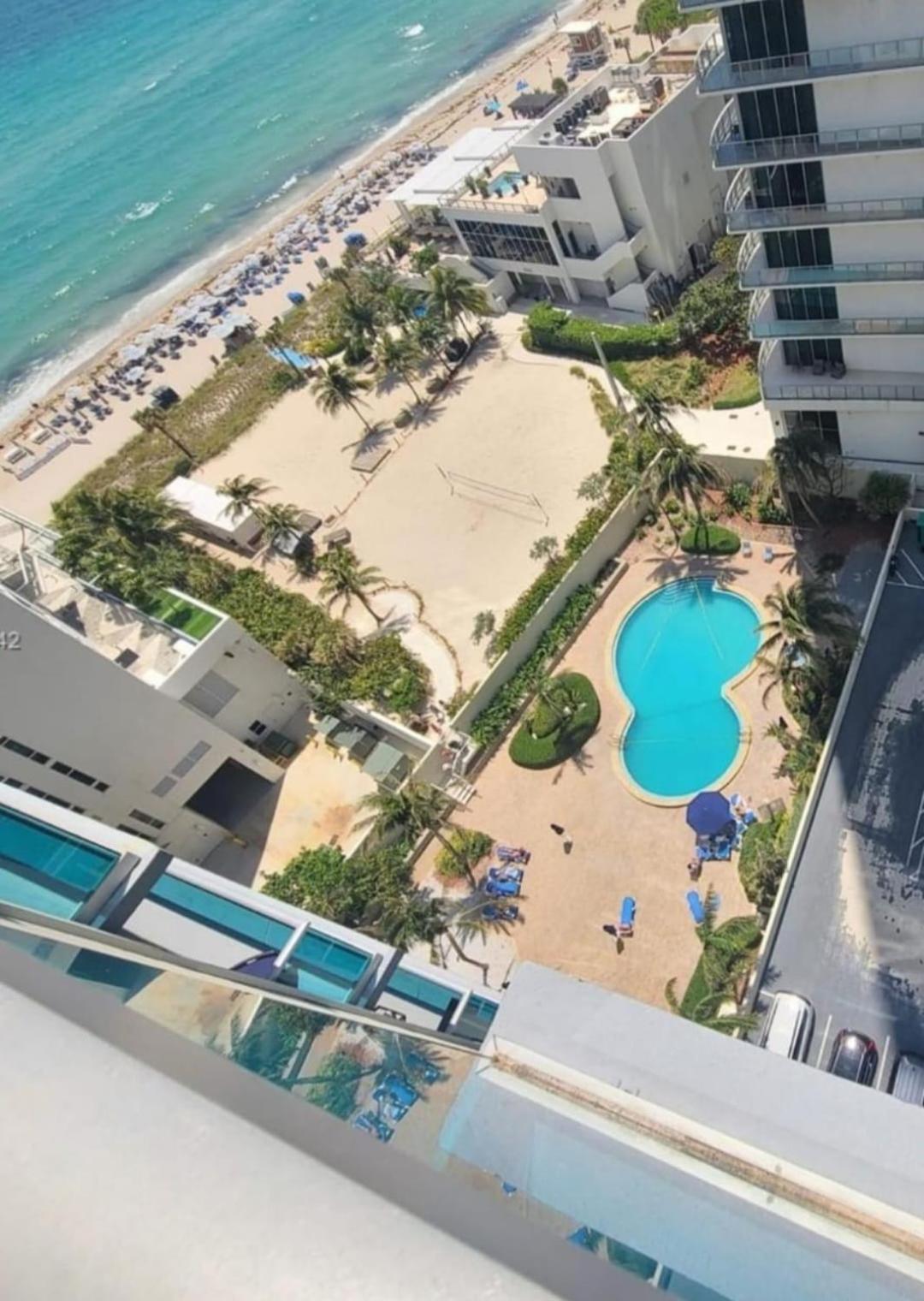 Cozy Ocean View Apartment By Miami Te Espera - Hallandale 11E Hollywood Exterior foto