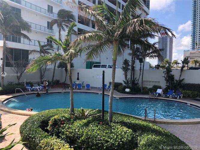 Cozy Ocean View Apartment By Miami Te Espera - Hallandale 11E Hollywood Exterior foto